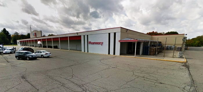 K-Mart (Kmart) - Lansing - 5400 S Cedar Street
